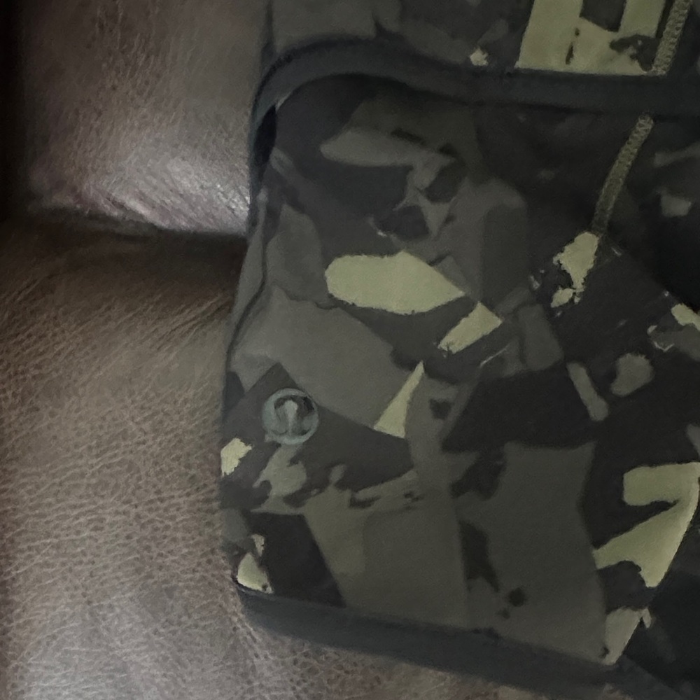 Camouflage Women's Shorts - Picture 3 of 3
